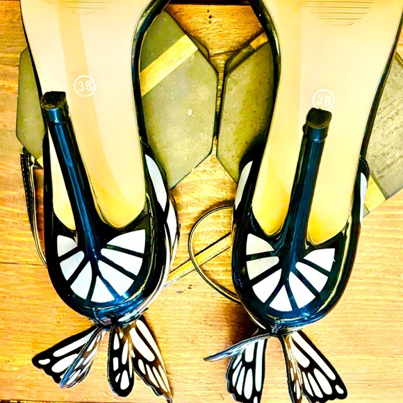 Stiletto high heels black and yellow with a butterfly STATEMENT shoes - Picture 11 of 13